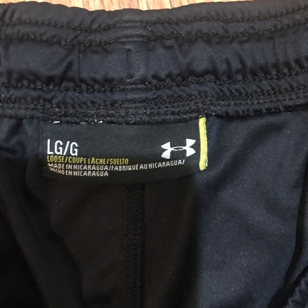 👟UNDER ARMOUR Athletc Shorts - Picture 6 of 7